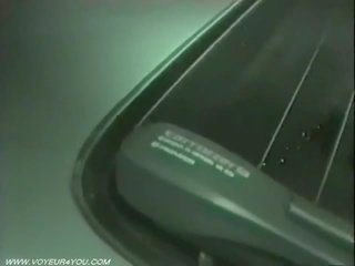 Hardcore xxx klipp i den bil er fanget av en spionering kamera