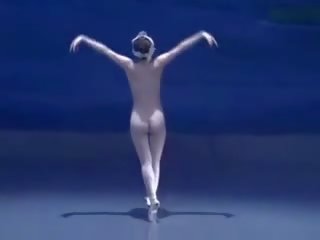 Nahý asijské ballet
