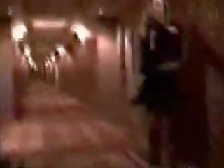 Zabezpečení hlídat fucks a děvka v hotelu koridor