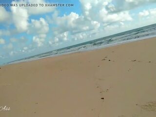 Picie robić siku ostatni dzień w the publiczne plaża w brazylia -aprilbigass-