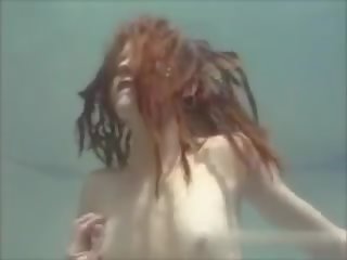 Dreadlocks fucks underwater, fria underwater röret kön video- film