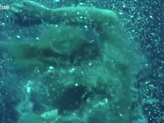 Goli znane osebnosti - pod vodo prizori, hd x ocenjeno video 2a