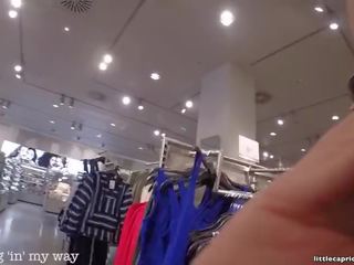 Público sexo filme em shopping mall - pouco capricho